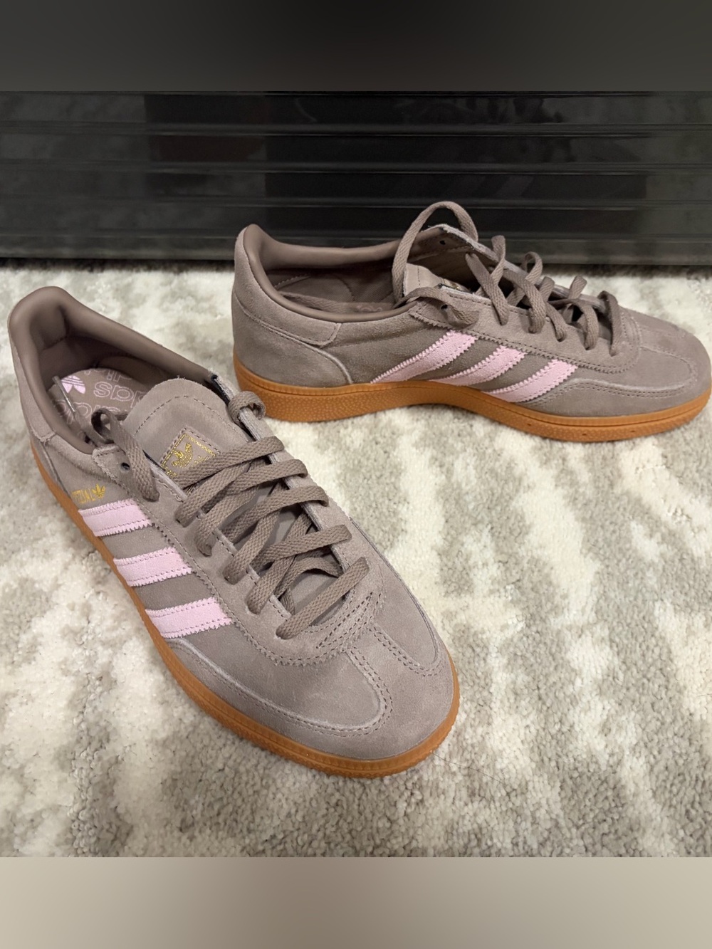 NWOT ADIDAS Women's Taupe Suede Sneakers with Pink Stripes - 7